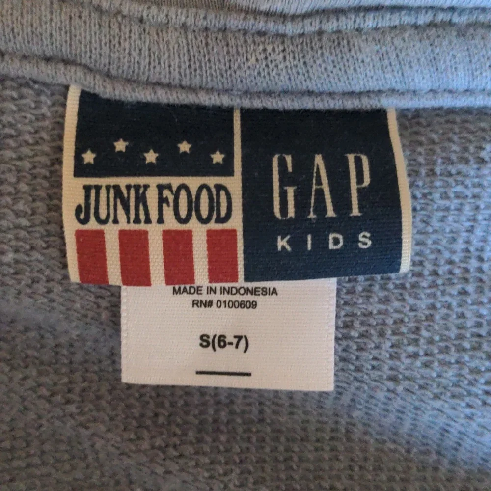 Gap Junk Food Wolverine Hoodie Size 6-7 - Picture 5 of 6